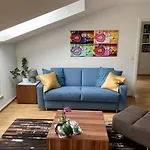 Charmante Dachgeschoss Wohnung