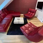 #5 SLADKIY SLIVA Maisonette Boutique Apartment