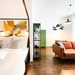 Modernes Loft-Apartment Inkl Tiefgarage Im Zentrum Leipzigs