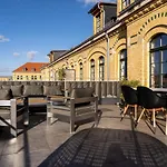 Koenig Albert Residenz Nahe Bmw , Porsche , Dhl Und Messe