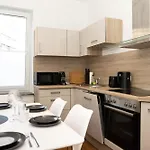 City Apartment Am Zoo & Stadtkern