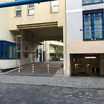 Sonnige Wohnung Im Zentrum Mit Terrasse U Tiefgarage - Netflix & Prime