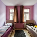 2-Zimmerwohnung Ludwig Mit Balkon Fuer Handwerker Fuer 5 Personen