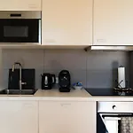Studio 180