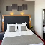 Hotel Aviva