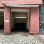 Apartment Im Zentrum Mit Tiefgaragen-Stellplatz