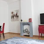 Leon Suite Apartments