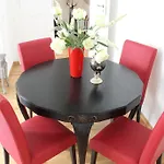 Leon Suite Apartments