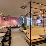 Meininger Hotel Leipzig Hauptbahnhof