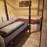 Ferienwohnung Fuer Max. 10 Personen In Leipzig Zentrum Sued