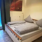 Ferienwohnung Fuer Max. 10 Personen In Leipzig Zentrum Sued