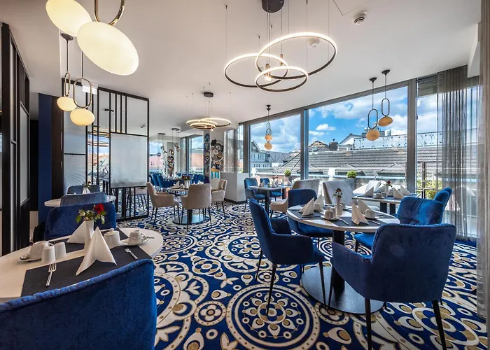 Best Western Premier Royal Blue