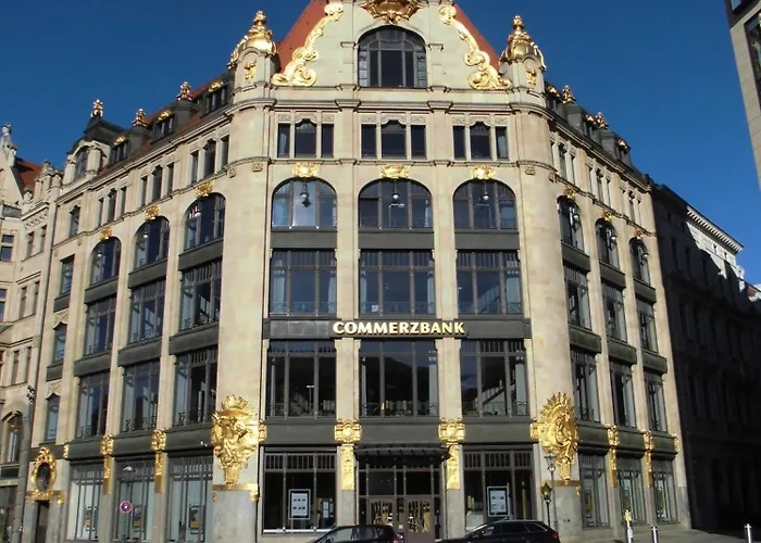 Centrum, Direkt An Markt