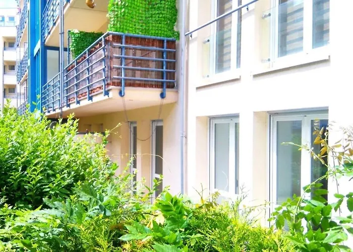 Sonnige Wohnung Im Zentrum Mit Terrasse U Tiefgarage - Netflix & Prime