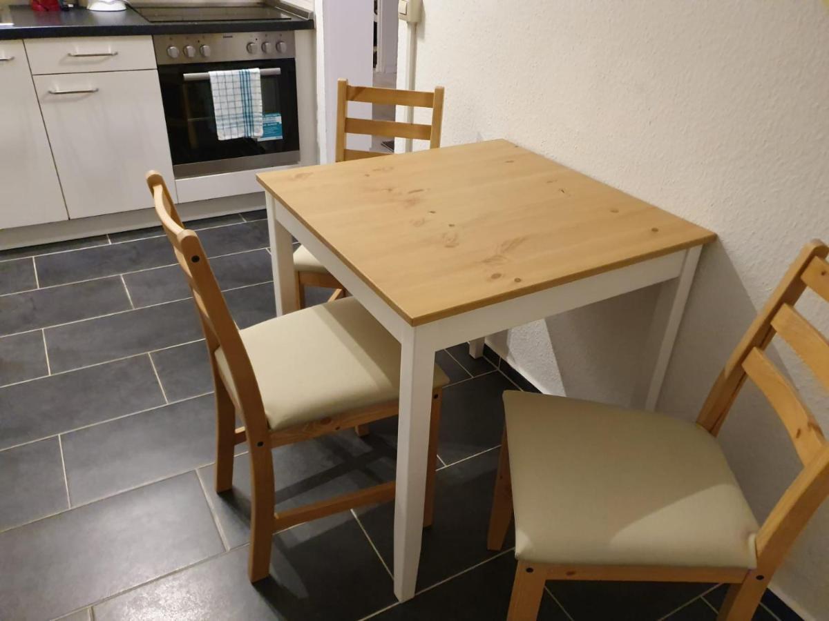Monteurwohnung Fuer 6 Personen In * Leipzig