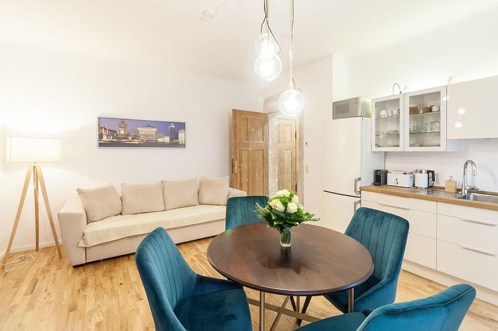 Stilvoll & Ruhig - Zentrale Top-lage - King Bett Appartement *