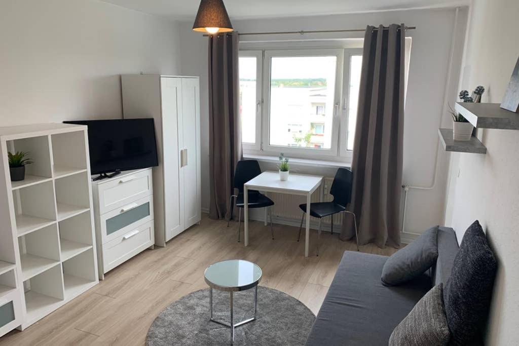 Appartement 1 Zi-whg, Netflix, Wifi, Kueche, 15min Zum Zentrum *