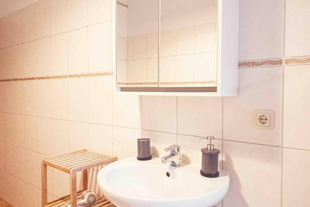 Appartement Altbauwohnung Direkt An Der Karli Mit Balkon - Netflix Inklusive Leipzig