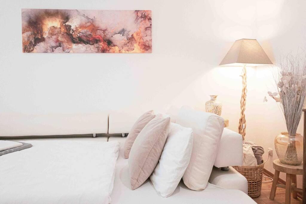 Appartement Luxury Cinema 2r Apt + Balcony / 65m² *