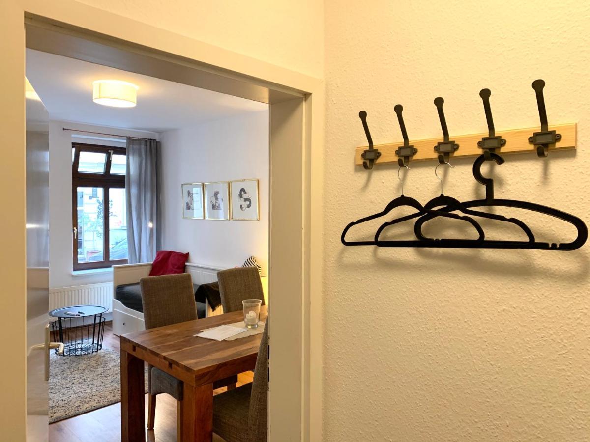 Hinterhaus No4 *