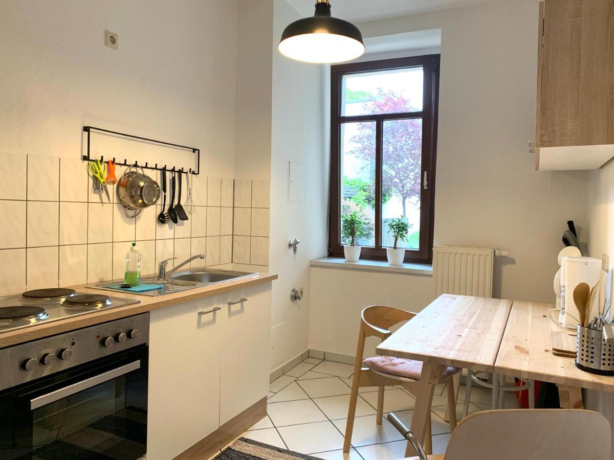 Hinterhaus No4 *