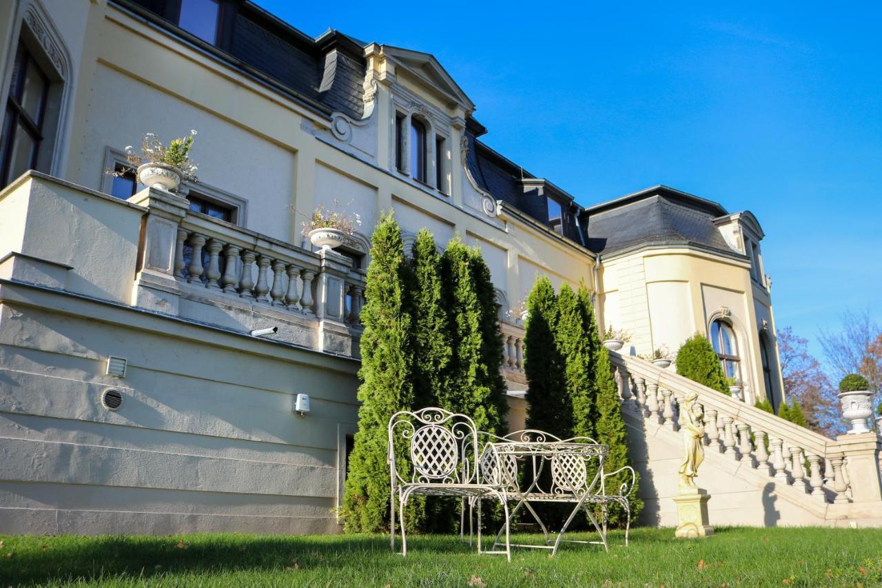 Schloss Breitenfeld & Tagung Hotel 4*