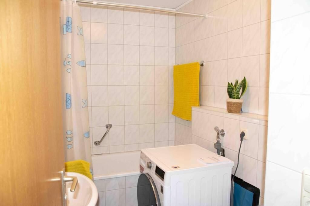 Appartement Gut Und Guenstig In - Zentrumsnah - Inkl Fahrraeder & Netflix *