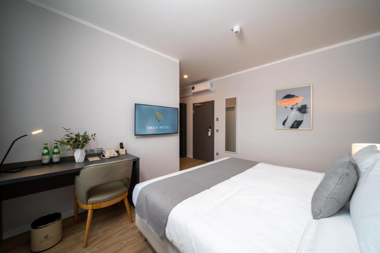 Hotel Emily Neue Messe 4*