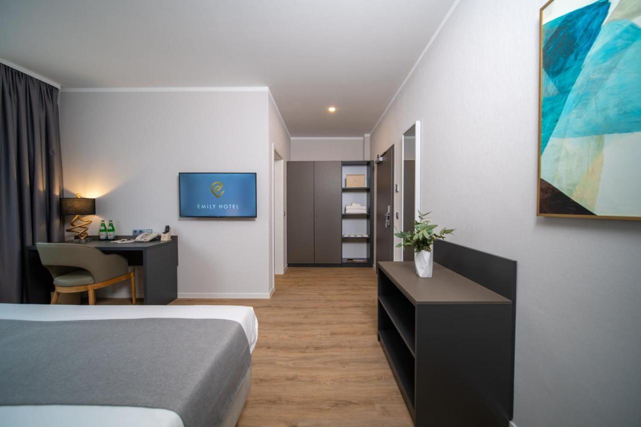 Emily Neue Messe Hotel 4*