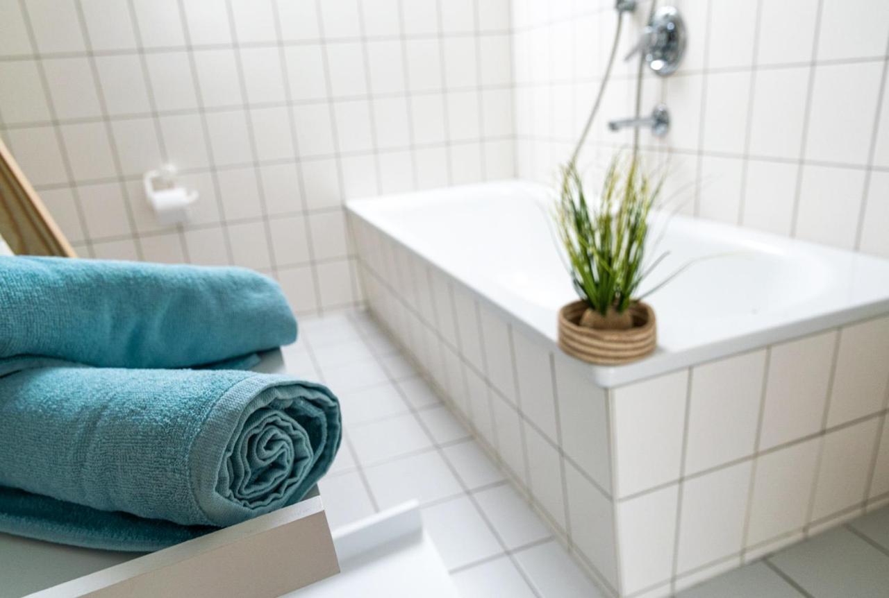 Blue Chili 99 - Grosszuegiges Loft Wlan Boxspringbett Bis 4 Pers Appartement *