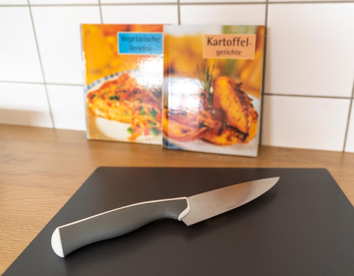 Blue Chili 99 - Grosszuegiges Loft Wlan Boxspringbett Bis 4 Pers Leipzig
