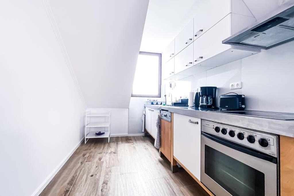 Apartment Modern Sanierte Mit 5 Einzelbetten In Leipzig-plagwitz Leipzig