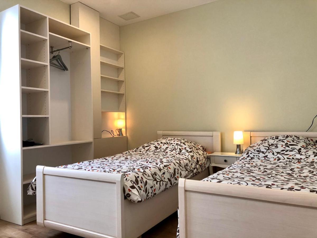 Senfbude - Wunderschoene Fuer 4 Personen Mit Terrasse & Stellplatz Aparthotel
