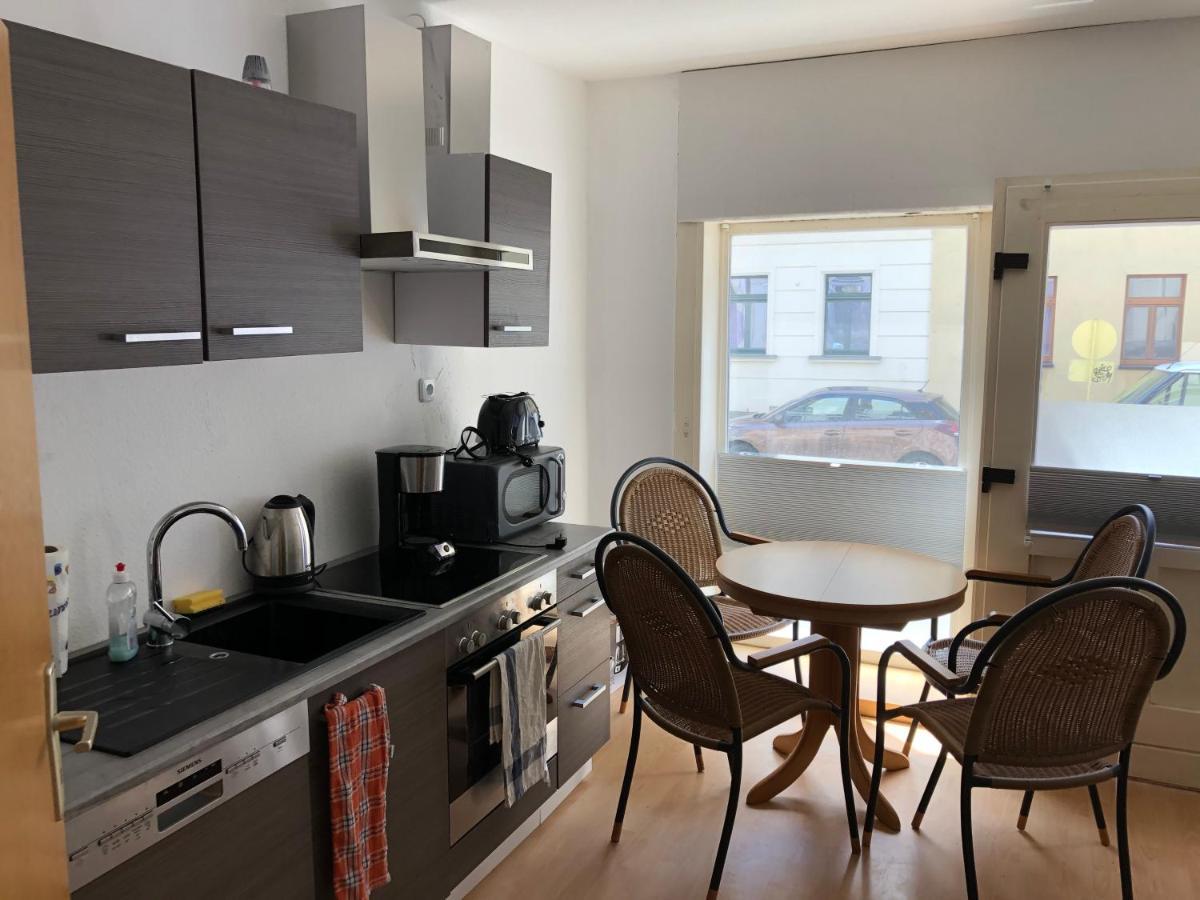 Zentrale 2 Eg Mit Balkon * Leipzig
