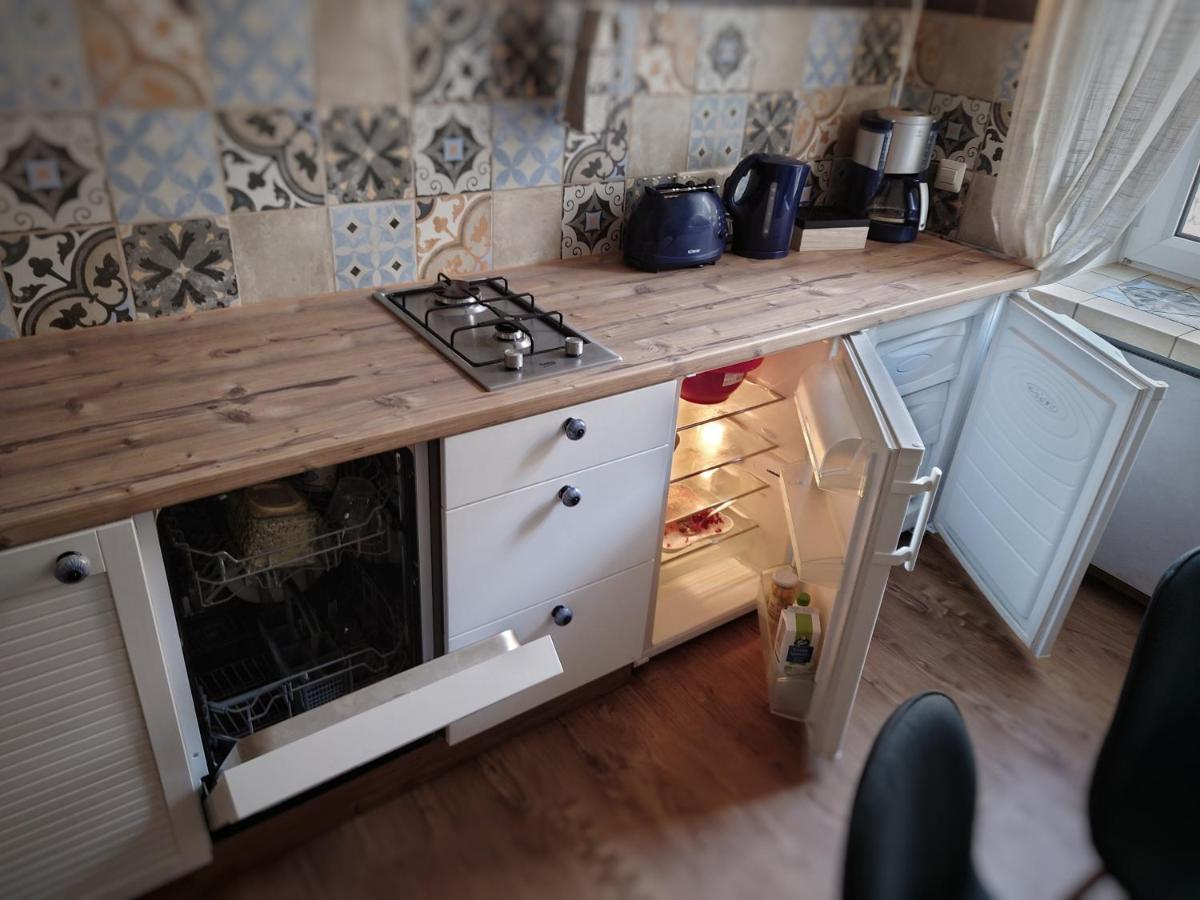 Apartment Flat In Neo Country Style Aus Gruenderzeit Bis 6 Person Leipzig