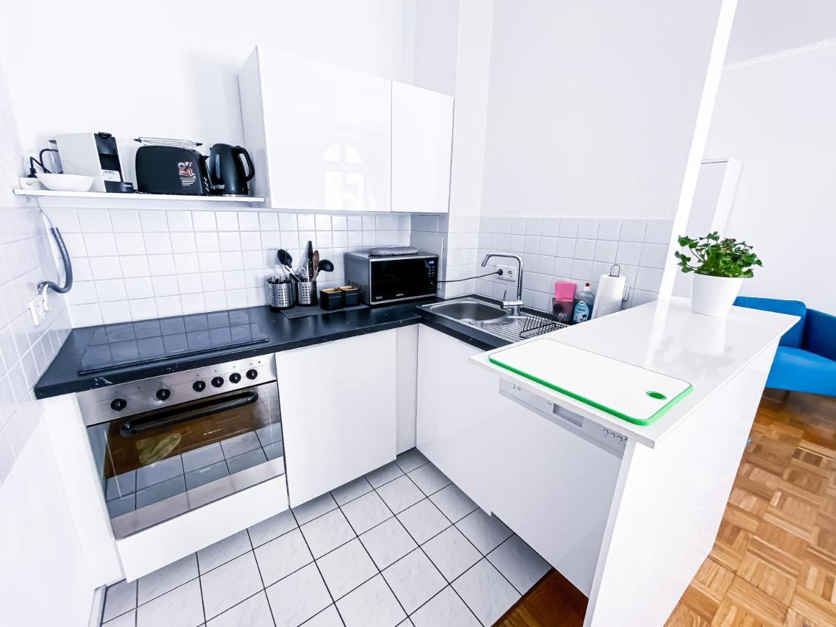 Zentraler Altbau Am Clara-zetkin-park, Rb-arena Um Ecke, Netflix Inklusive Leipzig