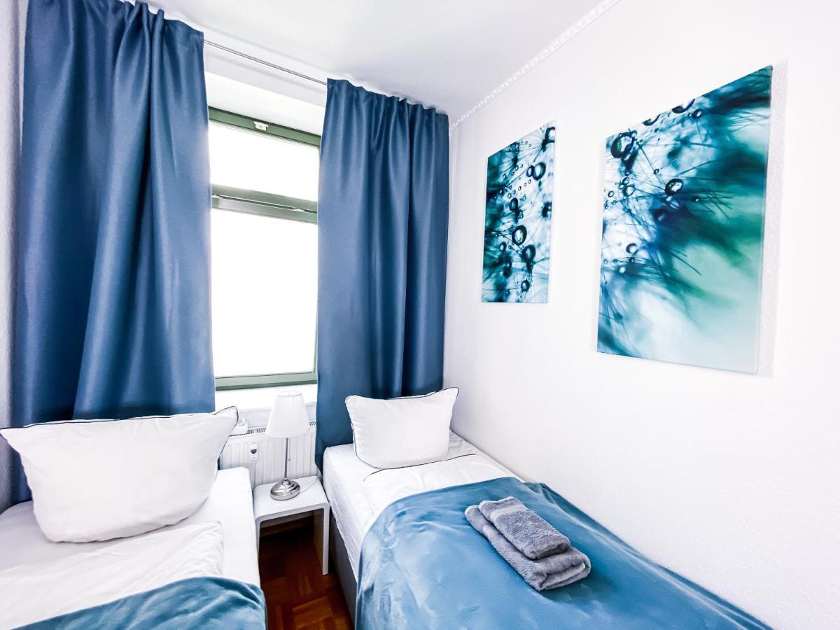 Zentraler Altbau Am Clara-zetkin-park, Rb-arena Um Ecke, Netflix Inklusive Appartement