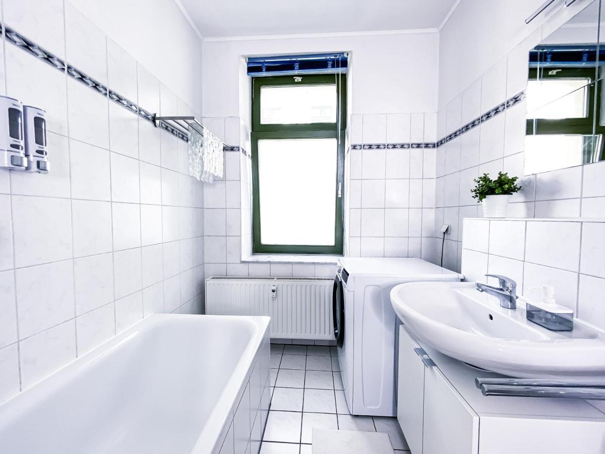 Zentraler Altbau Am Clara-zetkin-park, Rb-arena Um Ecke, Netflix Inklusive *