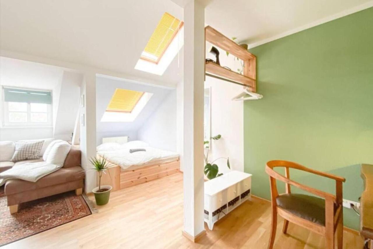 Appartement Schone Ferienwohnung Mit Blick Uber Stadtwald - Netflix, Wlan, Waschmaschine Leipzig