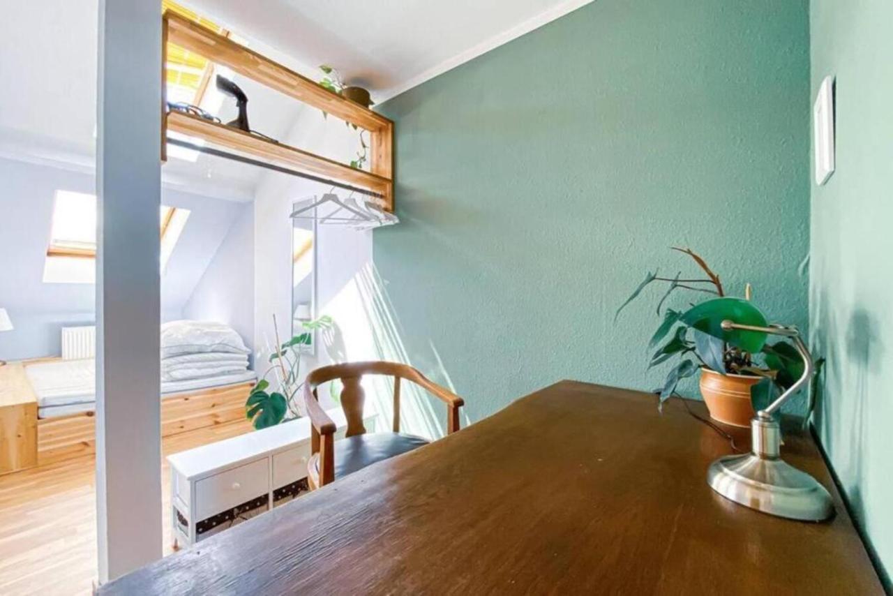 Schone Ferienwohnung Mit Blick Uber Stadtwald - Netflix, Wlan, Waschmaschine * Leipzig