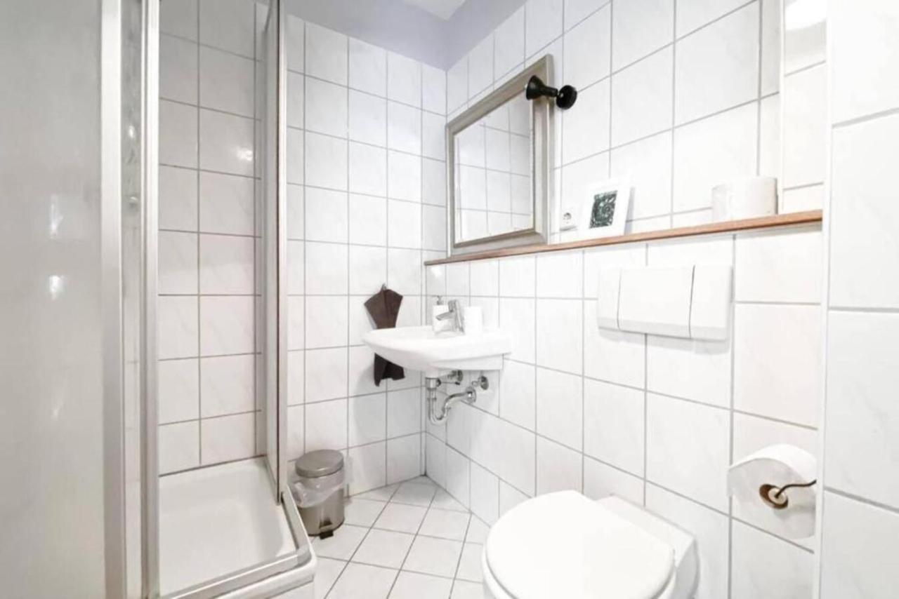 Schone Ferienwohnung Mit Blick Uber Stadtwald - Netflix, Wlan, Waschmaschine Leipzig