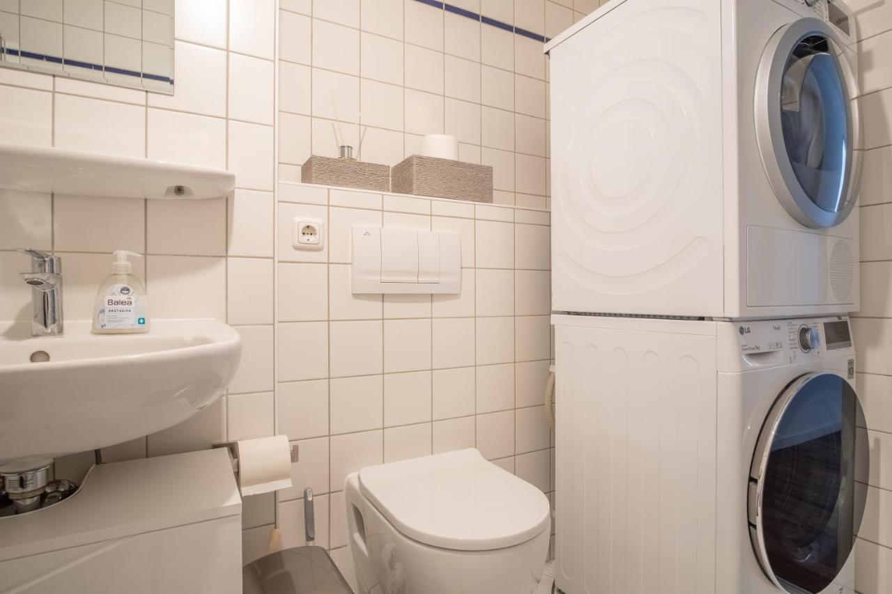Arbeitsplatz, Balkon, Tiefgarage Naehe Neue Messe Leipzig