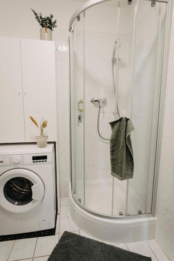 Apartment Modernes, Gemutliches Mitten In *