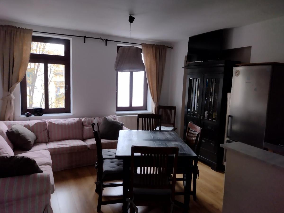 Appartement 2 In Einem Haus 2 Km Vom Zentrum Leipzigs