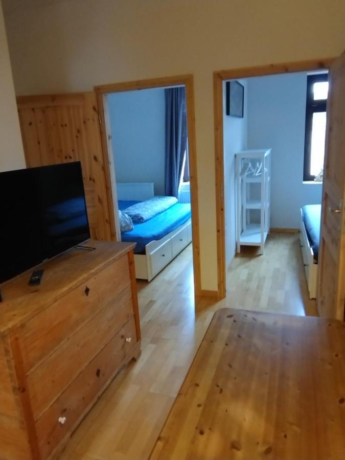 2 In Einem Haus 2 Km Vom Zentrum Leipzigs Appartement