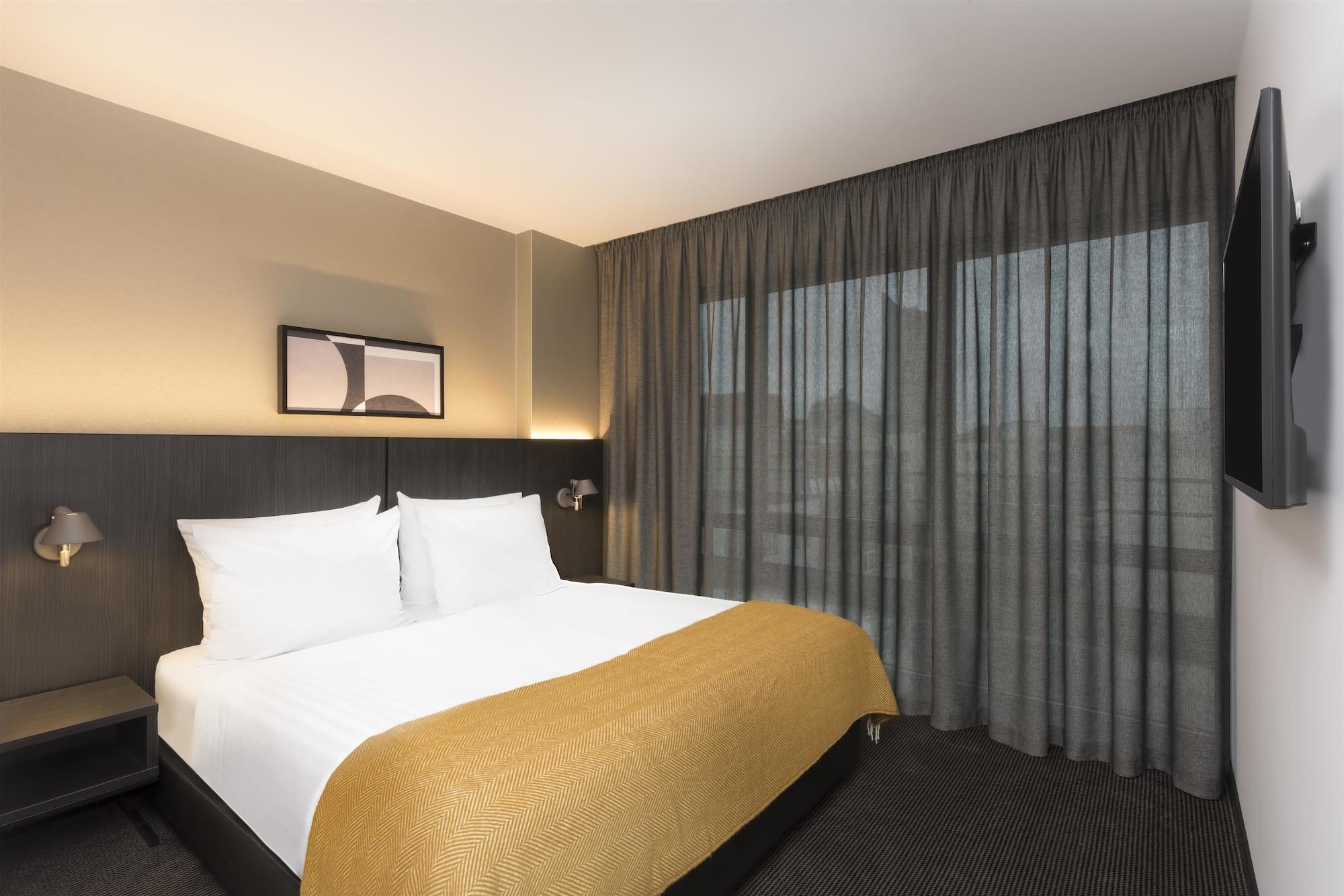 Hotel Adina 4*