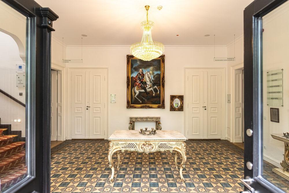 Hotel Schloss Breitenfeld & Tagung 4*