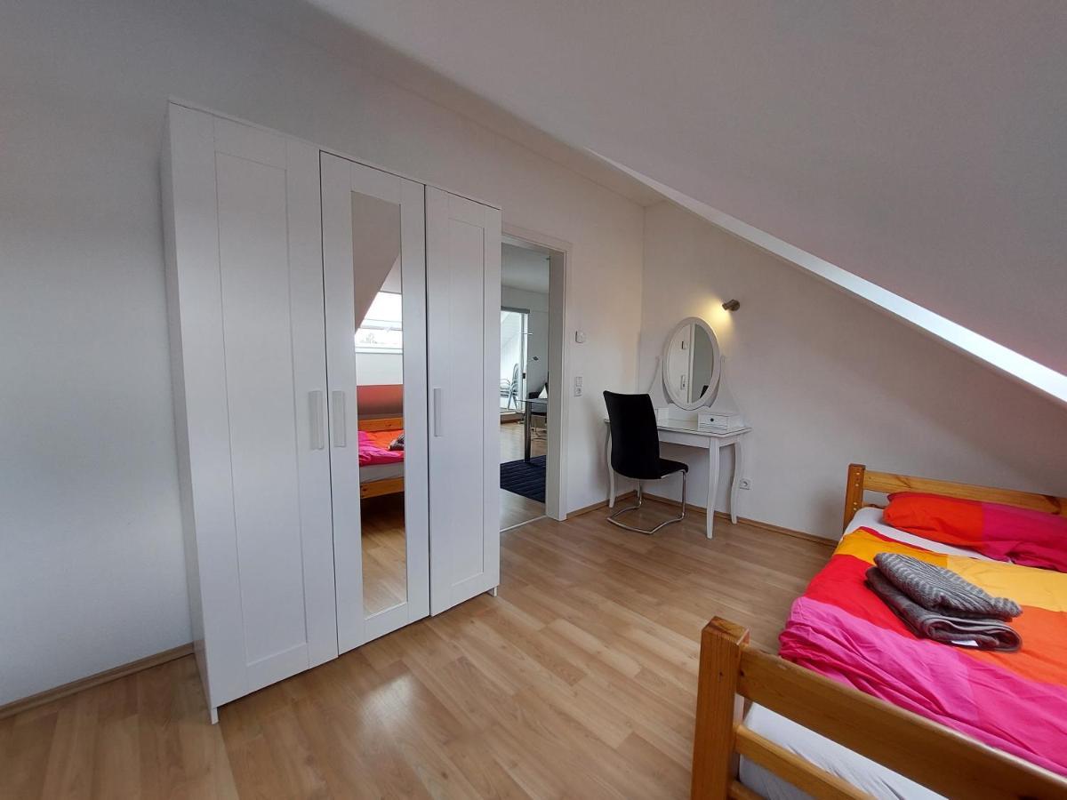 Fewo, 55 Qm, Voll Ausgestattet, Mit Sued-loggia, Naehe Voelkerschlachtdenkmal Appartement Leipzig