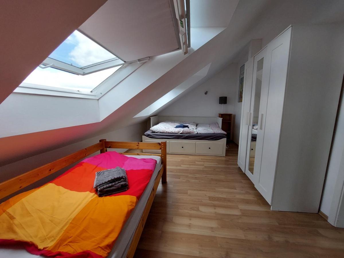 Appartement Fewo, 55 Qm, Voll Ausgestattet, Mit Sued-loggia, Naehe Voelkerschlachtdenkmal *