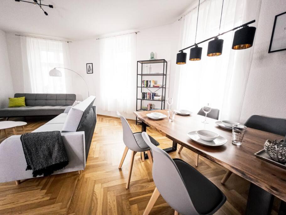 Appartement ✪ Firstclass-apartment In Leipzig-gohlis ✪ *